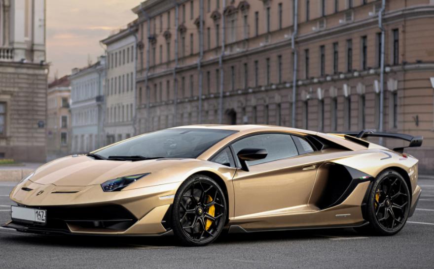 Gold Lamborghini Aventador S